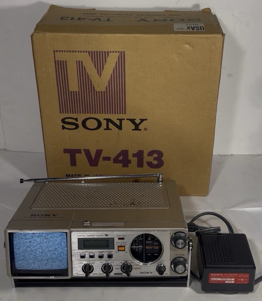 Vintage Sony TV 413 Mini Black & White FM/AM Television + Box & Power Supply