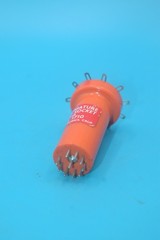 Pomona 10-Pin Miniature Tall Vacuum Tube Test Socket Adaptor – Model 1710
