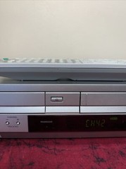 Sony SLV-D370P DVD/VCR Combo Video Cassette Recorder With Remote