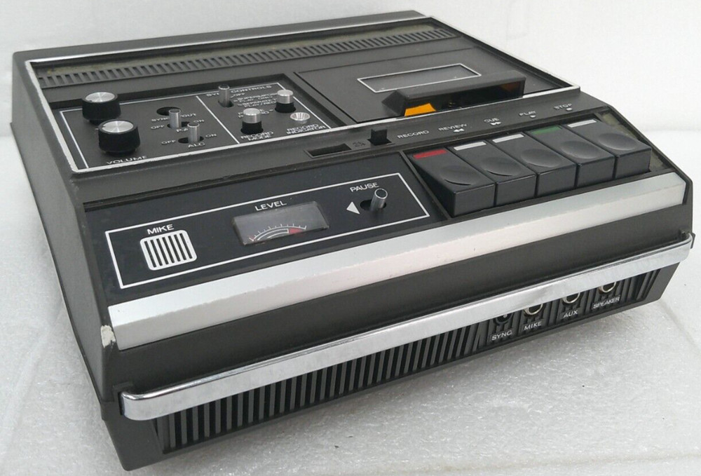 Audiotronics Classette Player Recorder (Model: 152S)