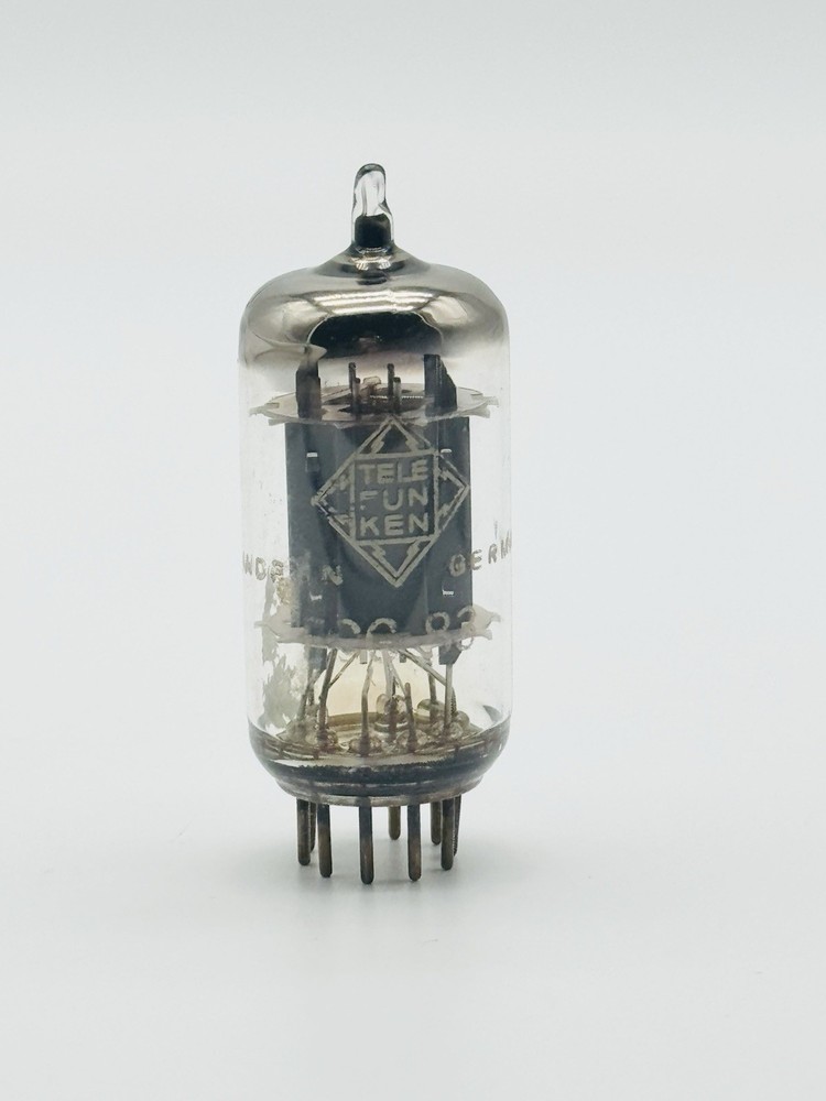Vintage Telefunken 12AX7 ECC83 Smooth Plate Vacuum Electron TUBE Germany J7