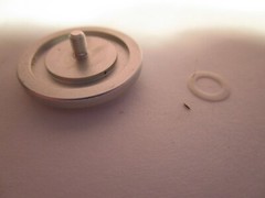 TEAC X-300 ROLLER GUIDE ASSEMBLY WITH WASHER AND CAP NEAR EXCELLENT