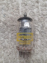 NOS Raytheon 6LX8 / LCF802 Vacuum Tube