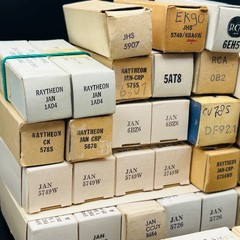 Mostly NOS JAN Military Vacuum Tube Lot RCA Raytheon Telefunken 5749 5726