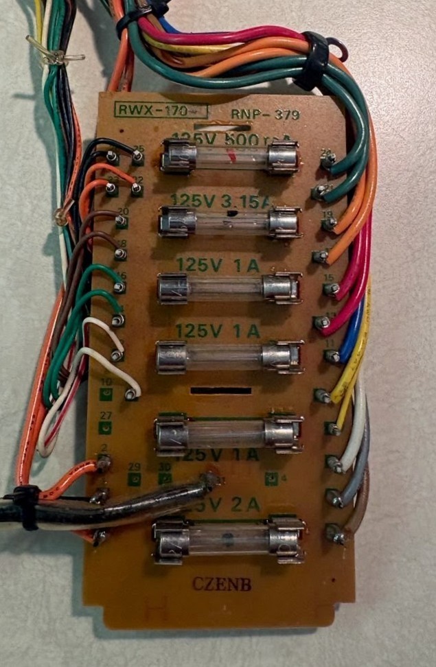 *OEM PART * Pioneer RT-707 701 Reel Tape Recorder FUSE BOARD ASSEMBLY RWX-170