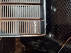 Vintage Magnavox 270 AM/FM Vintage Portable Radio w/ Telescopic Antenna