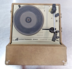 Audiotronics Model 304A, 4-Speed 16/33/45/78 RPM, Turntable, Record Player