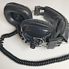 Vintage Black Stereo Head Phones