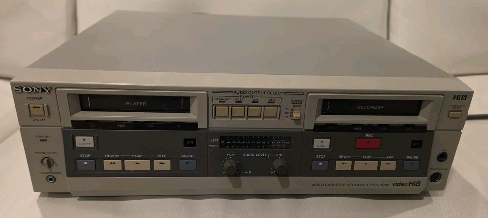 Sony EVO-9700 Video 8 / Hi8 Cassette Recorder PLEASE READ