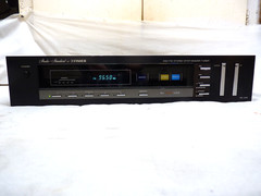 FM Stereo Tuner FISHER 660 Synthesizer MADE In JAPAN Mint Shape *SEE VIDEO*