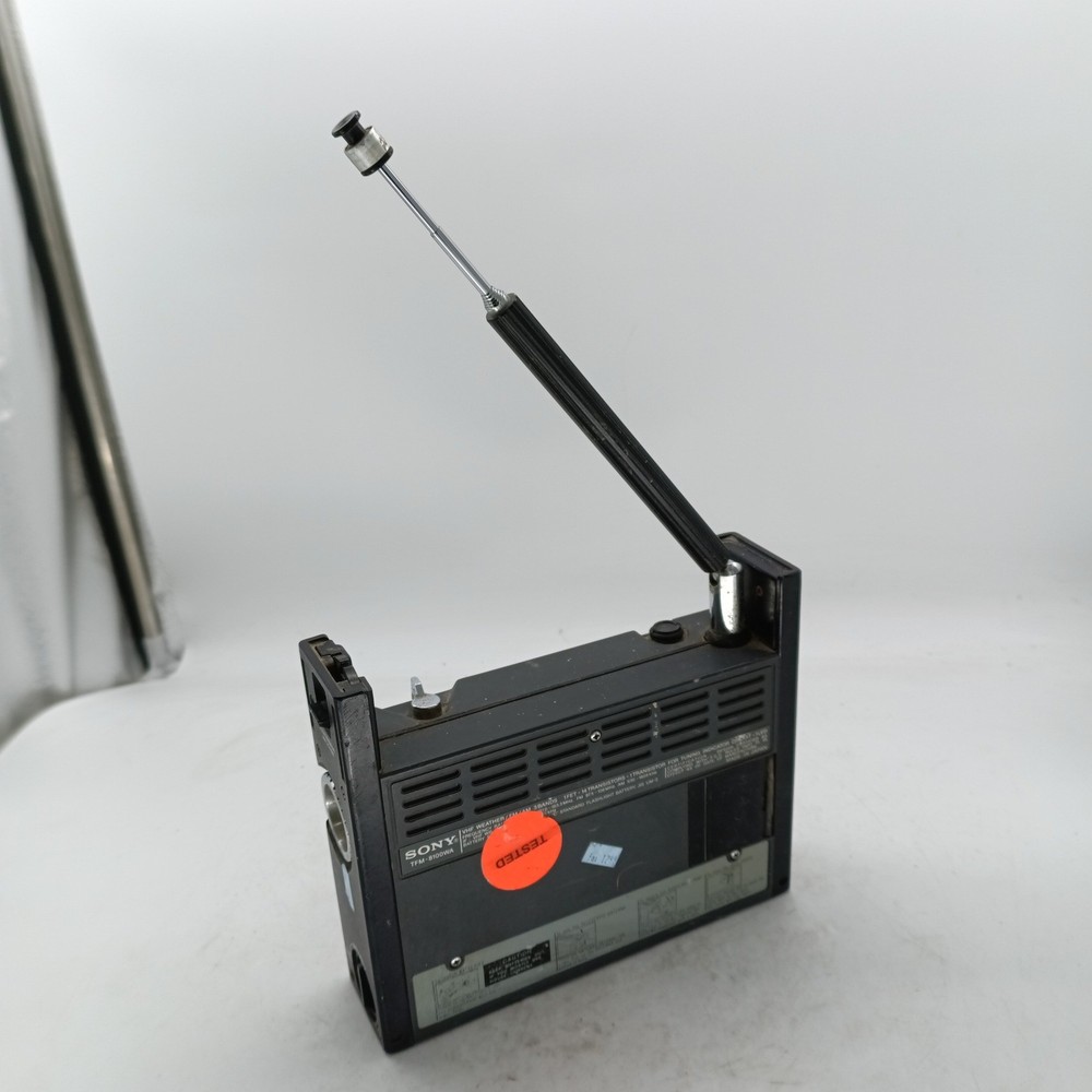 Sony TFM-8100WA Vintage Portable Radio VHF Weather FM AM Solid State Japan a11