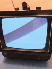 Vintage RCA 9″ Portable TV Black & White Analog 1980’s Retro