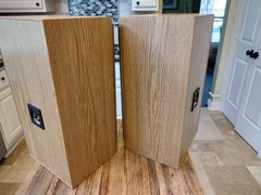 JBL 2600 2-Way Speakers/ Refoamed & recapped / Super clean pair / Sound great!