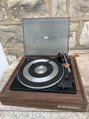 Soundesign Realtone Model 426 Vintage Turntable Record Player AS IS Taiwan