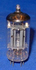 Strong Mullard ECC83 / 12AX7 Long Plate Vacuum Tube 1958 Date