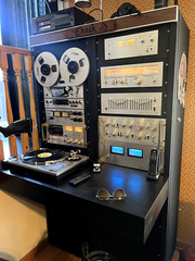 Vintage 1970’s Pioneer hi-fi system – Spec 1, Tx-9500ii, turntable, and cabinet