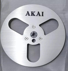One silvery TAPE REEL Akai 7″ inch Light Metal Aluminum Take Up Reel