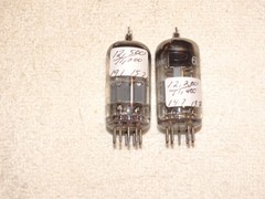 2 x 6DJ8/E88CC Amperex/HP Tubes*Small O Getter*Very Strong Matched Pair*#20