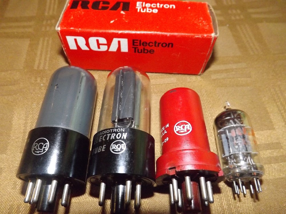 R.C.A. tube set for Fender Champ 5F1 and 600 champion amplifier 6v6, 12ax7,5y3..