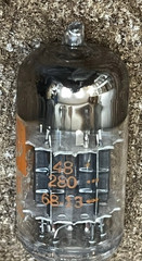PERFECT RAYTHEON NOS JAN 5751 12AX7 TUBE WINDMILL GETTER BLACK PLATES 1968 USA