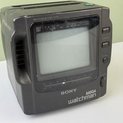 Vintage Sony Mega Watchman FD-525 Portable B&W TV AM/FMRadio Tuner