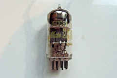 FAB MULLARD ECC81/12AT7 10M MASTER SERIES TUBE
