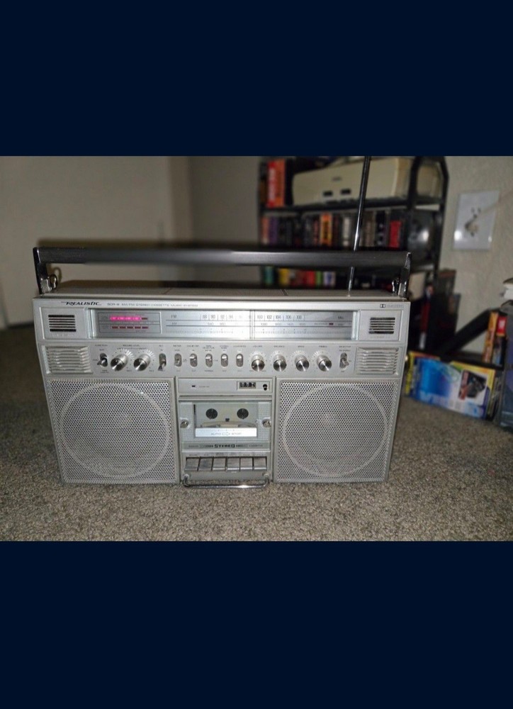 Realistic SCR-6 AM/FM Stereo Cassette Music System Works (Cord Not Included)