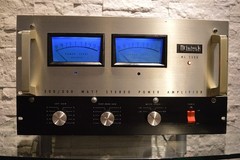 McIntosh MC-2300 Power Amplifier (300 wpc / 600 watts mono) – Grateful Dead
