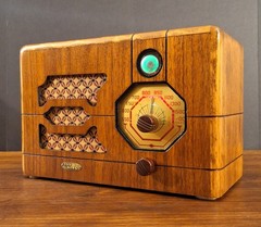 Old Antique Wood Sky King Vintage Tube Radio – Restored & Working w/ Green Eye