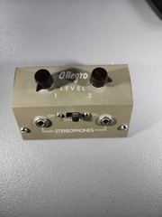 Vintage Allegro Speaker Amp Output Unit Stereophone Jack