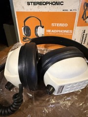 Stereophonic MI-77V Stereo Headphones with 10ft Cord and Volume controls