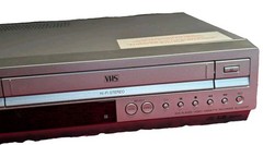 Sony DVD VHS Combo Slv-D370P Hi Fi Stereo 120V 25w With 12 Movies