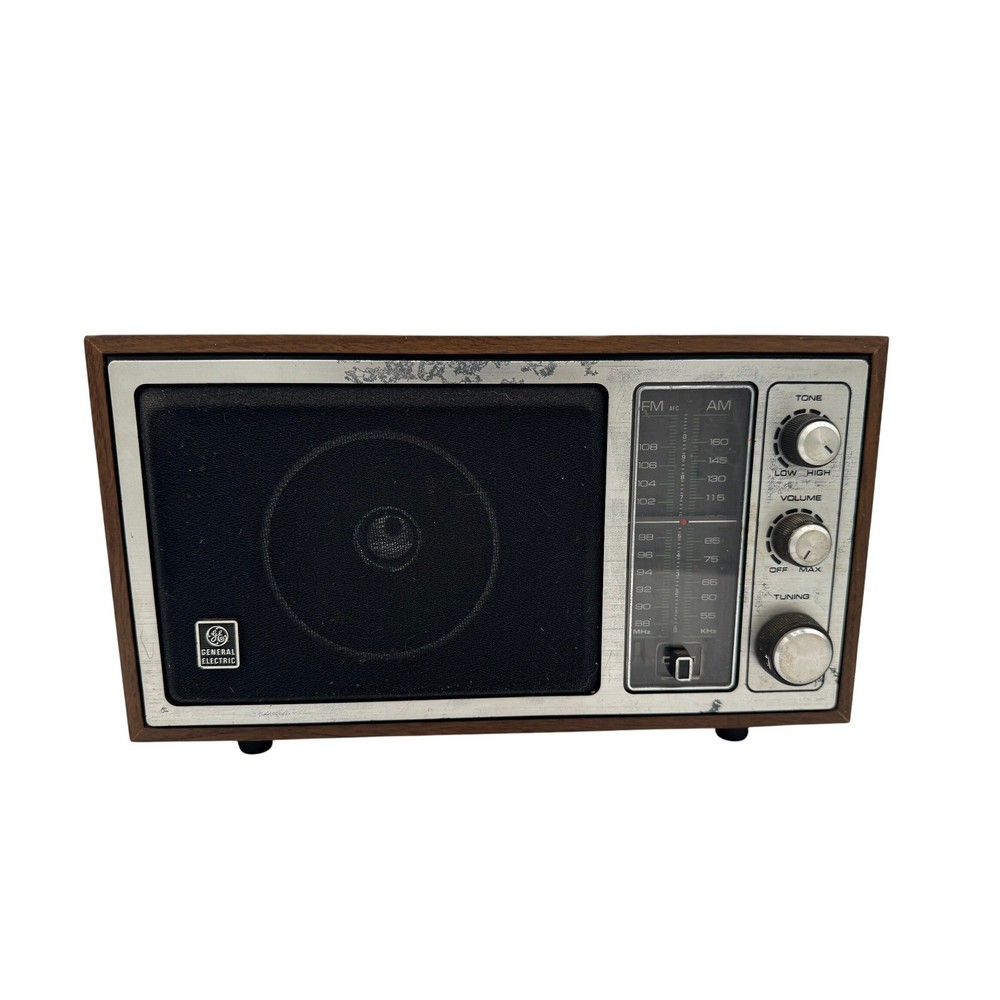 Vintage General Electric GE AM FM Radio Walnut Grain Wood Model 7-4145A MCM