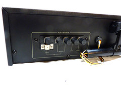 FM Stereo Tuner FISHER 660 Synthesizer MADE In JAPAN Mint Shape *SEE VIDEO*