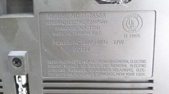 General Electric SpaceMaker Color Television FM/AM Radio 7-7650A