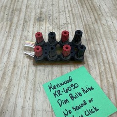 Kenwood KR-6050 Receiver Parts – Speaker Terminal Plug Jacks Binding Post