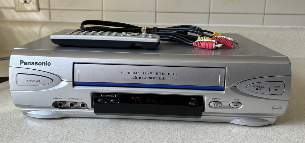 Panasonic PV-V4623S Silver Omnivision VCR Blue Line VHS Player w Remote – Tested