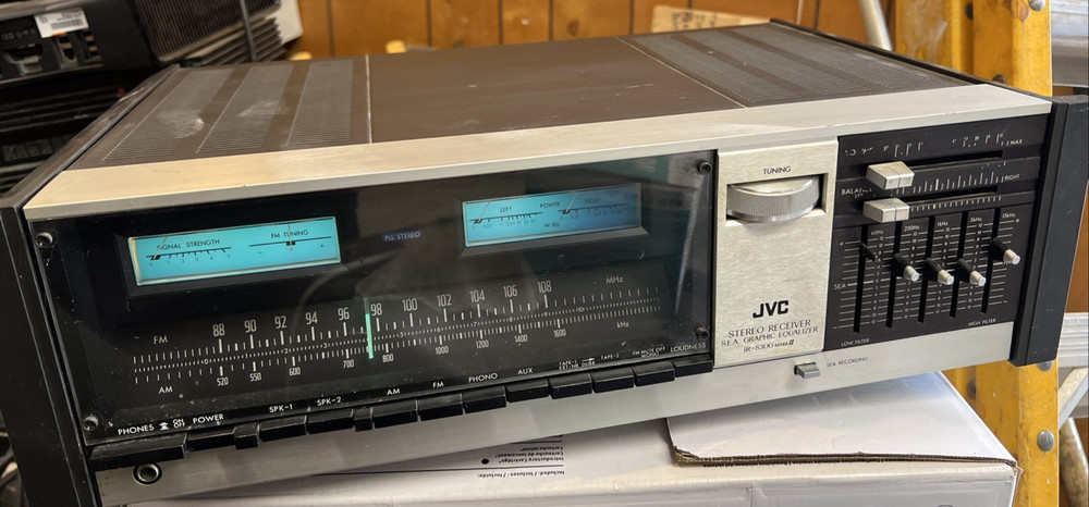 JVC AM/FM Stereo Receiver S.E.A Graphic Equalizer JR-S300 Mark II