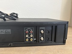 Mitsubishi HS-U446 VCR VHS Player Without No Remote- Working