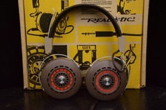 Vintage Realistic LV-10 Headphones w Box 70/80s Radio Shack USA (No Foam) READ