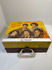 Vintage 1976 Teletone Welcome Back Kotter Sweathogs 33/45 Record Player AS-IS