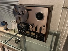 AKAI GX-210D