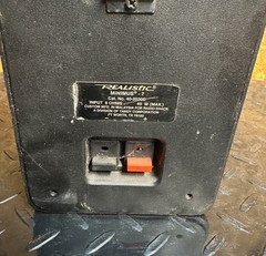 (1) Realistic Minimus-7 Bookshelf Speaker Radio Shack Cat 40-2030 Black Untested