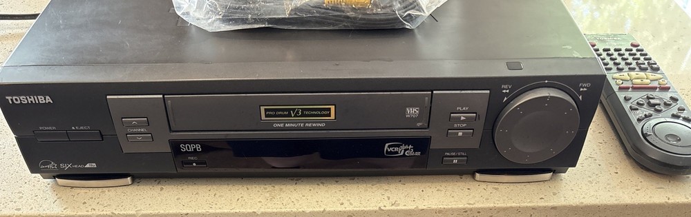 Rare Toshiba W-707 VCR VHS Recorder Player Series Six Head W/ Remote