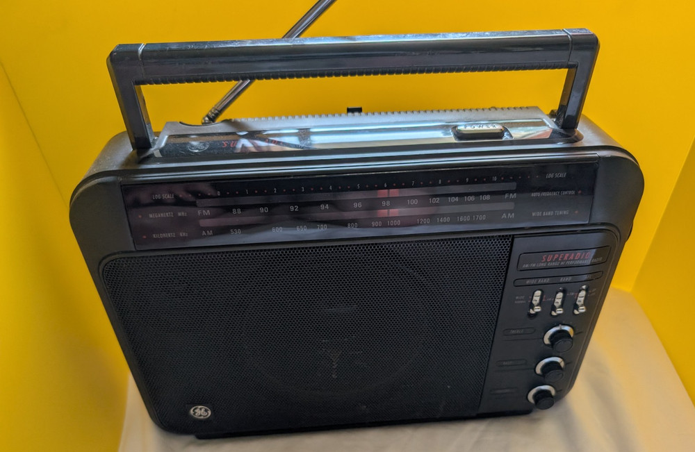GE AM/FM Super Radio 7-2887A TESTED