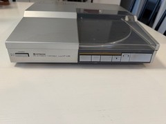 Hitachi Model HT-L55 record player 4008136D
