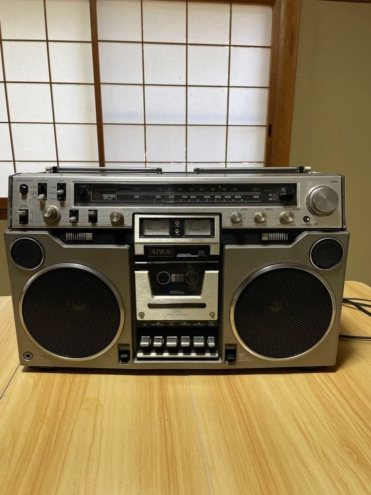 Aiwa CS-80 Retro Boombox Cassette Radio Silver Vintage For Parts Japan