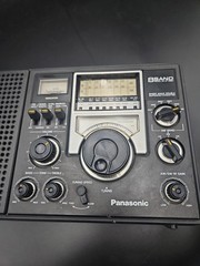 Panasonic Model No. RF-2200 FM/AM/Shortwave 8-Band Portable Radio Tested READ