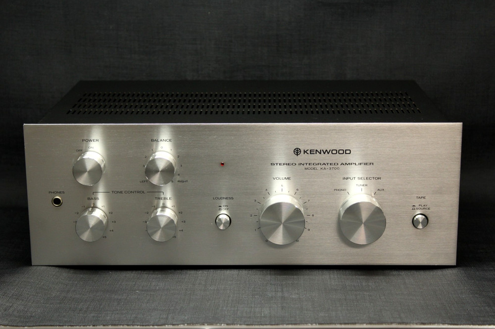 🔥🔥 Kenwood KA-3700 Stereo Integrated Amplifier Equalizer, Silver. GREAT 🔥🔥