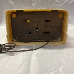 Vintage 1900s DeWald JD-519 AM Tube Radio (Still Turns On)